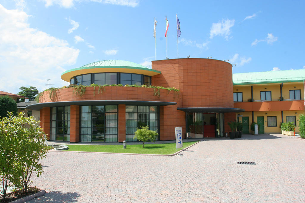 Luna Lago Maggiore Arona Hotel Oleggio Castello